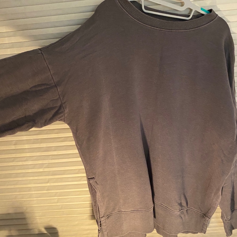 AE oversized sweatshirt!